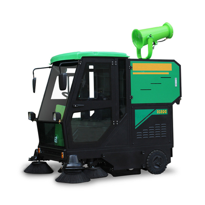 Pembersihan Jalan Industri Dibuat Mudah Dengan DQS20 Ride On Road Sweeper dan Fog Cannon